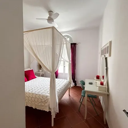 Demy Vakantiehuis Kardhianí